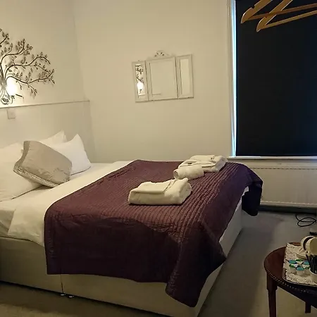 Marine Ξενοδοχείο 2*